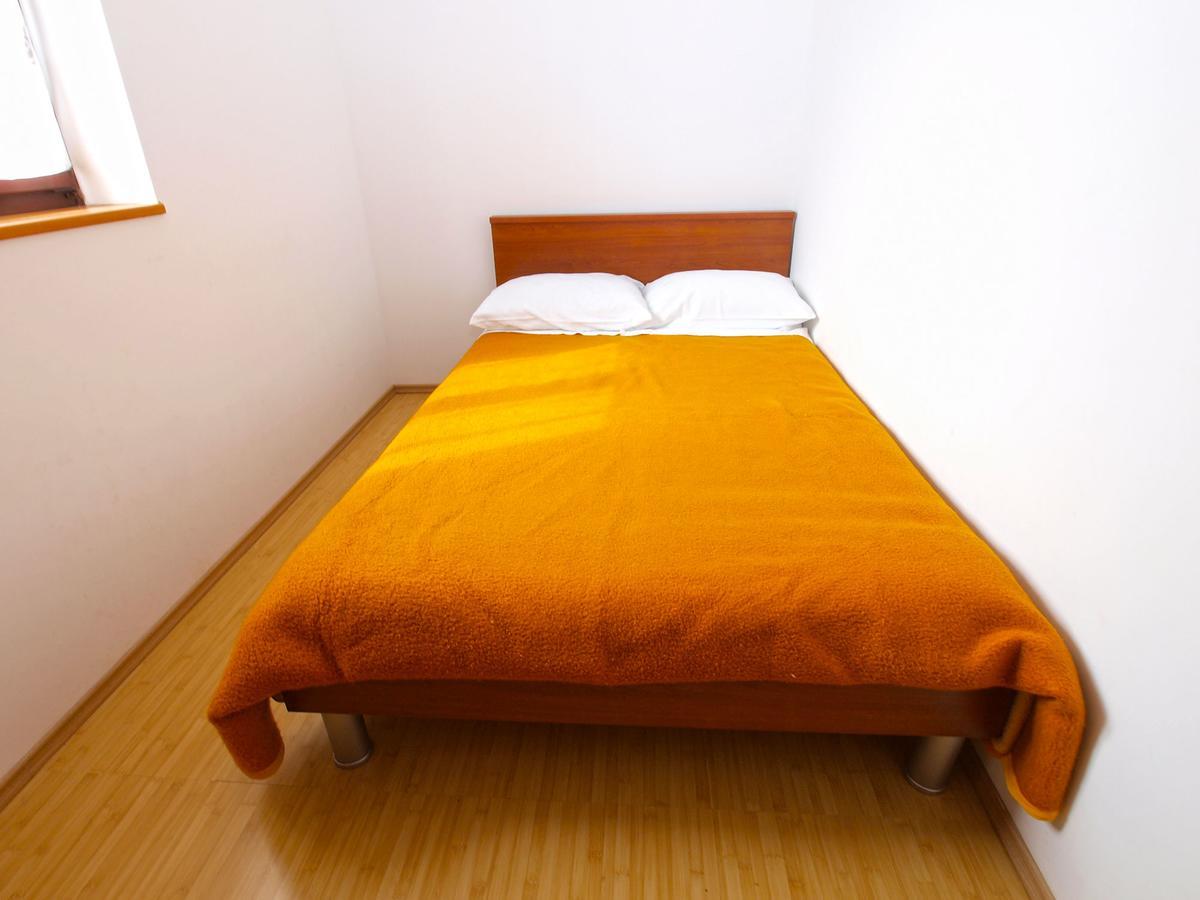 Apartments Ivan 1031 法扎纳 外观 照片